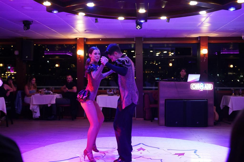 BOSPHORUS DINNER CRUISE & TURKISH NIGHT SHOW (VIP TABLE NON ALCOHOL)